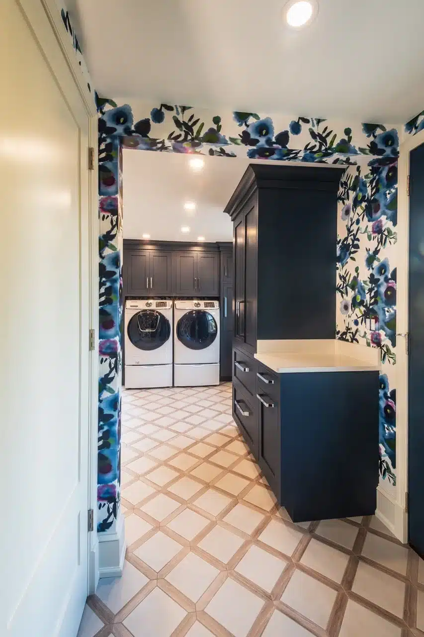 bold-laundry-8501112