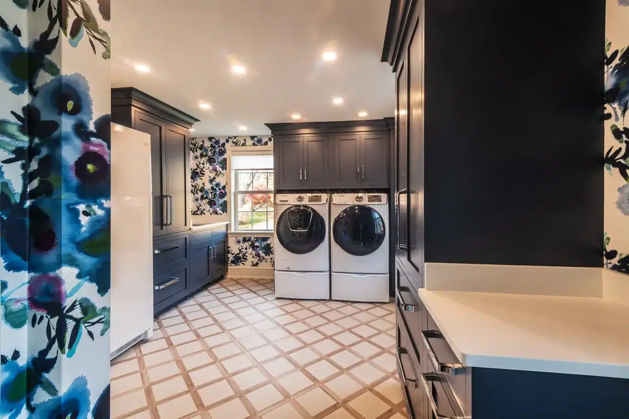 bold-laundry-8501120