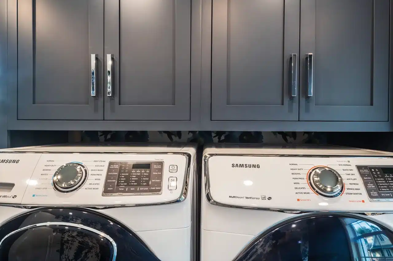 bold-laundry-8501169