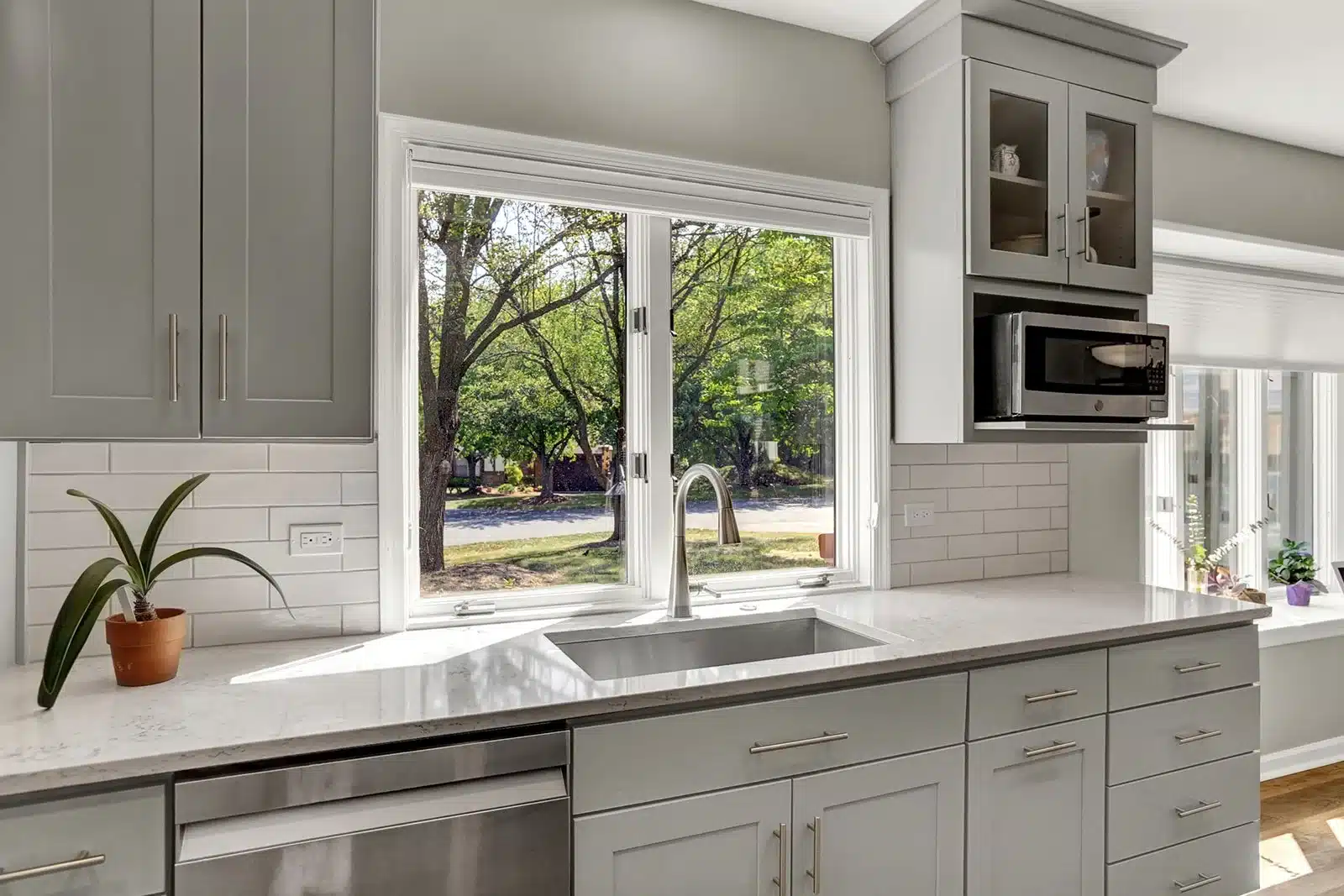 condominium-kitchen-5