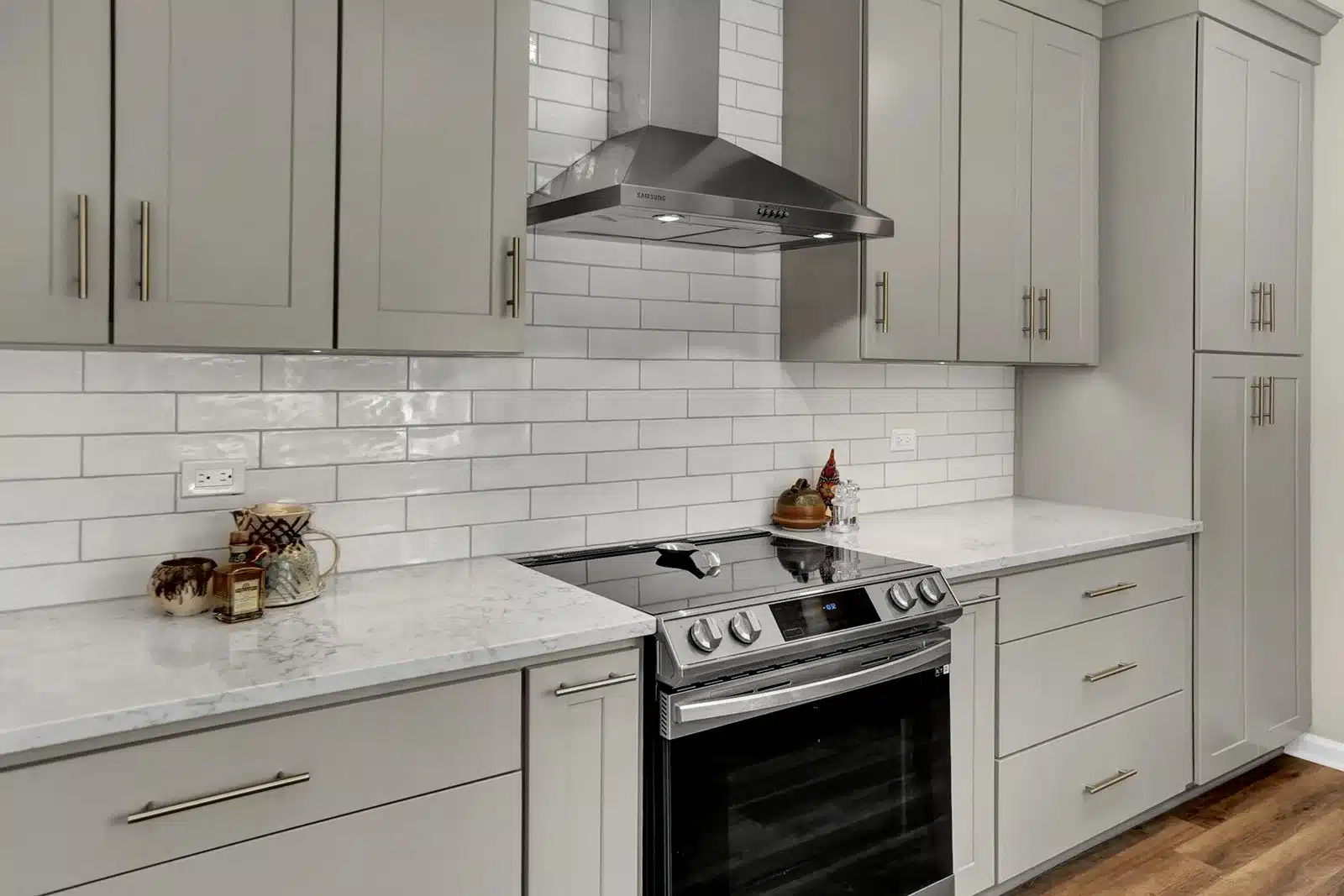 condominium-kitchen-6