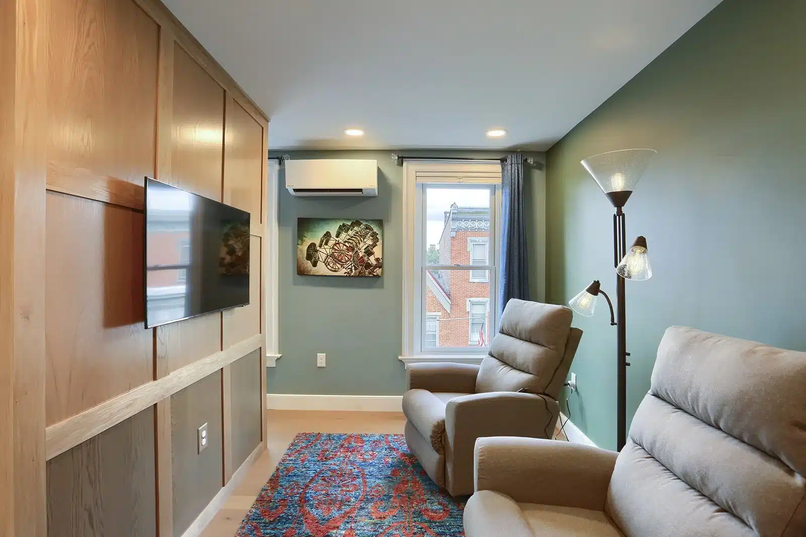 contemporary-primary-suite-1