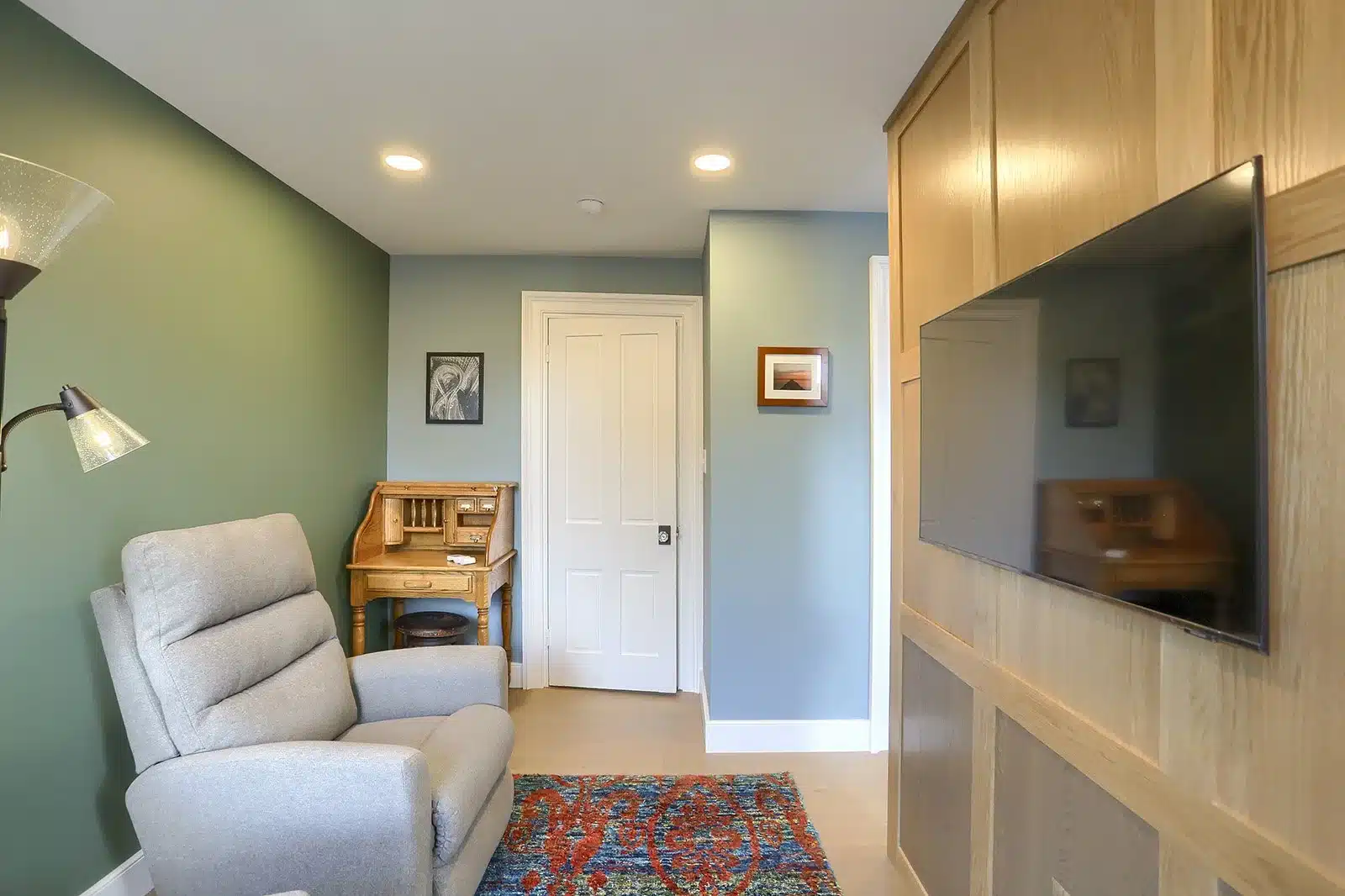 contemporary-primary-suite-3