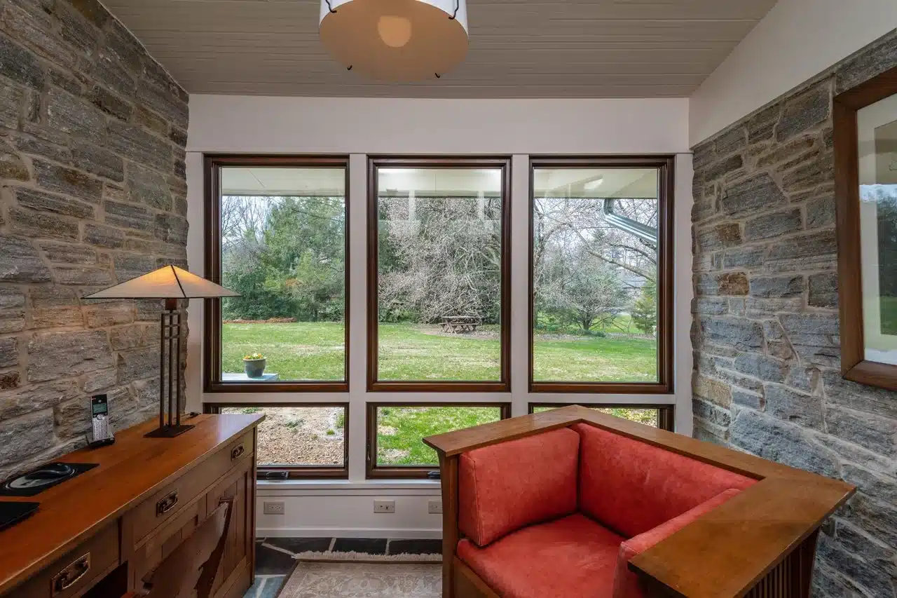 midcent-house-reno-living-2-full