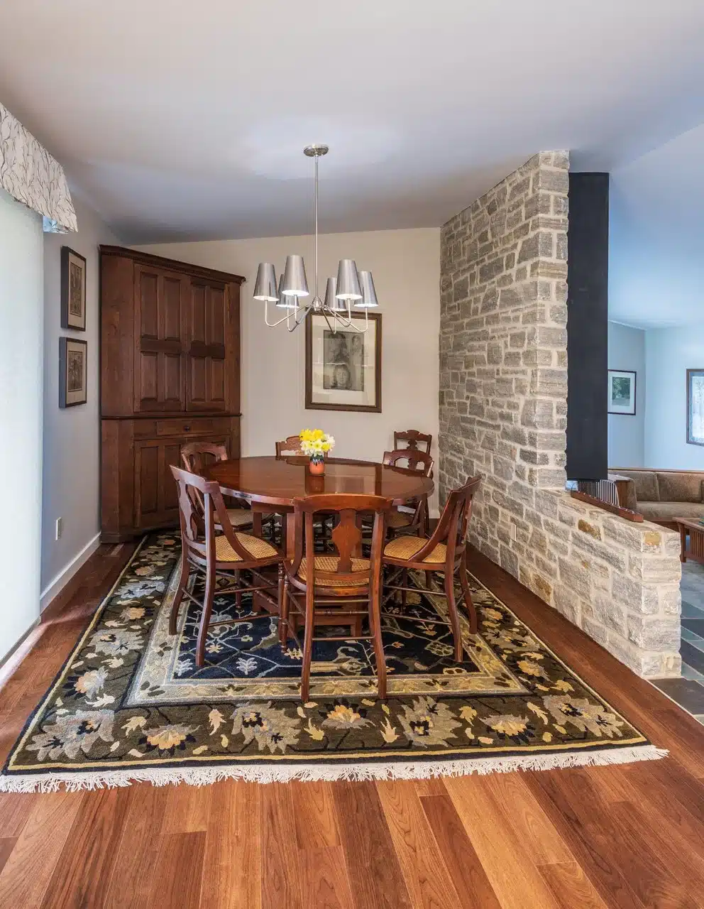 midcent-house-reno-living-4-full
