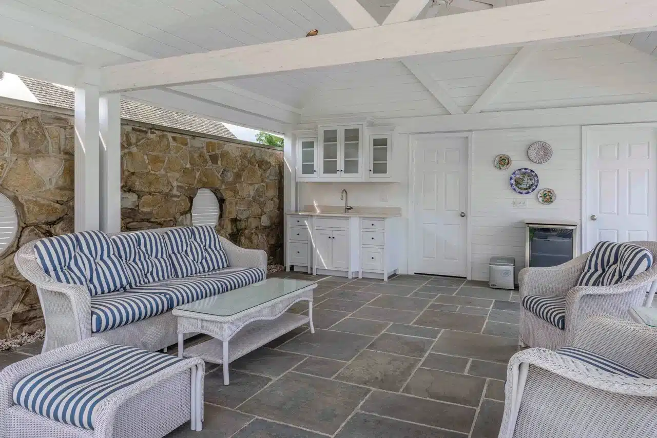 poolhouse-cabinetry-2-full
